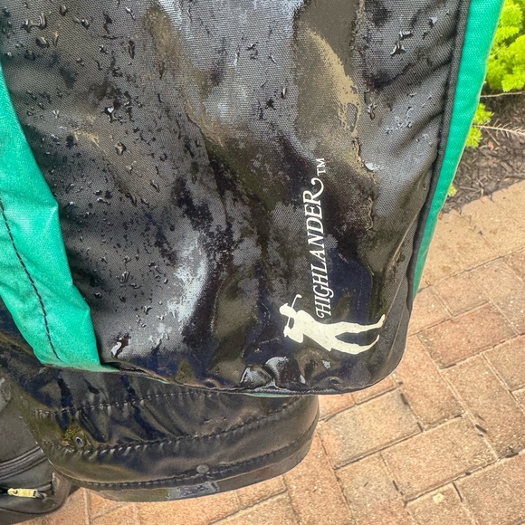 highlander golf carry bag with club dividers and shoulder strap . - Picture 9 of 9